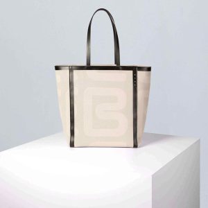 the essentials pilar tote l